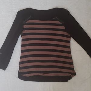 Brown and Black Small Long Sleeve Top